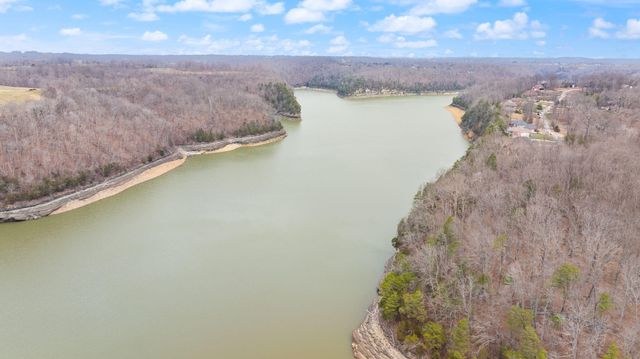 512 Water Cliff Drive, Somerset, KY 42503