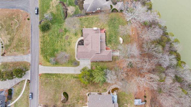 512 Water Cliff Drive, Somerset, KY 42503