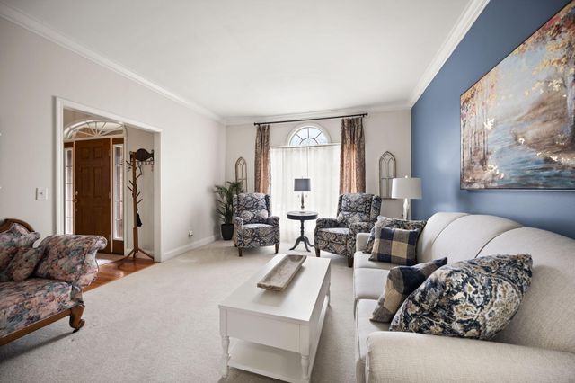 512 Water Cliff Drive, Somerset, KY 42503