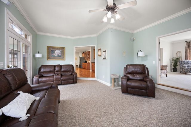 512 Water Cliff Drive, Somerset, KY 42503