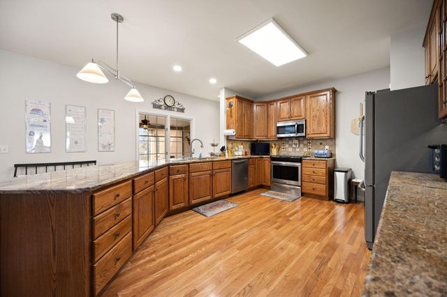 512 Water Cliff Drive, Somerset, KY 42503