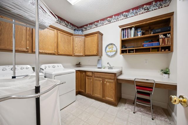 512 Water Cliff Drive, Somerset, KY 42503