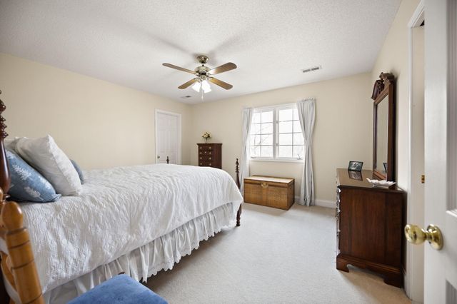 512 Water Cliff Drive, Somerset, KY 42503