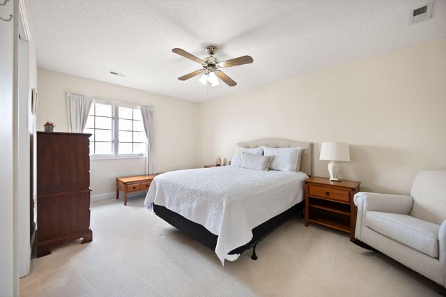 512 Water Cliff Drive, Somerset, KY 42503