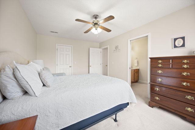 512 Water Cliff Drive, Somerset, KY 42503