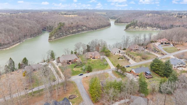 512 Water Cliff Drive, Somerset, KY 42503