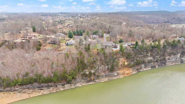 512 Water Cliff Drive, Somerset, KY 42503