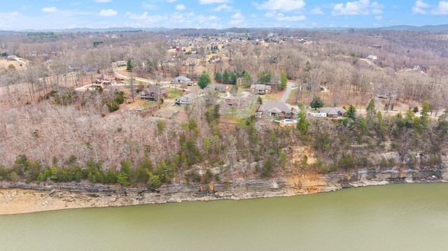 512 Water Cliff Drive, Somerset, KY 42503