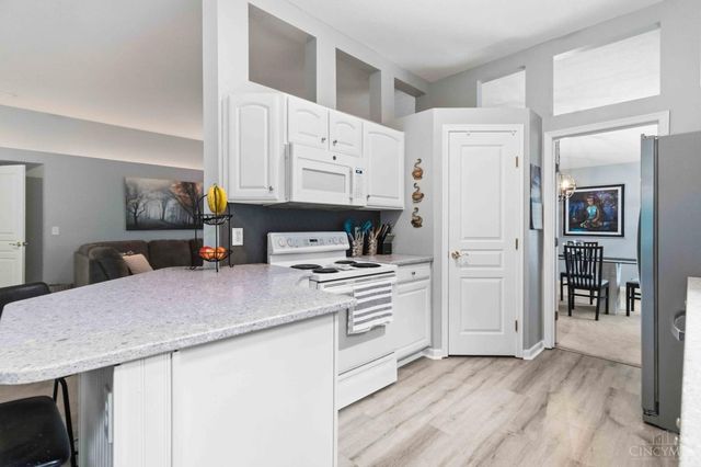 5874 Stonebridge Circle, Miami Twp, OH 45150