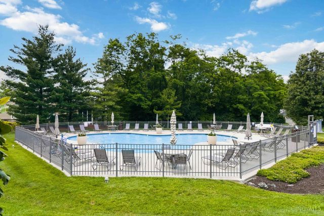 5874 Stonebridge Circle, Miami Twp, OH 45150