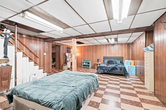 6707 Monroe Court, Merrillville, IN 46410