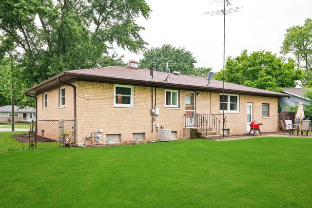 6707 Monroe Court, Merrillville, IN 46410