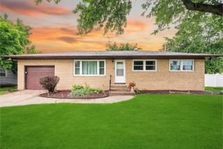 6707 Monroe Court, Merrillville, IN 46410