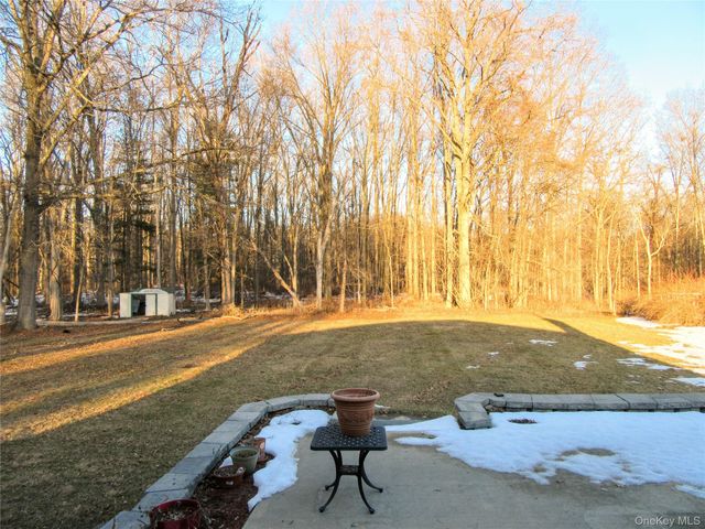 18 Station Road, Salisbury Mills, NY 12577