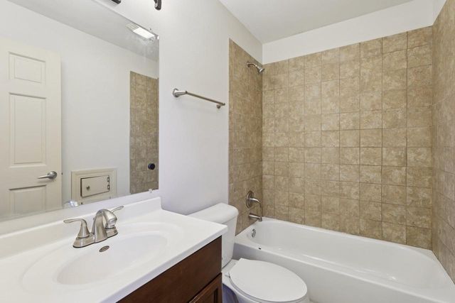 1007 Eric Lane, Waunakee, WI 53597