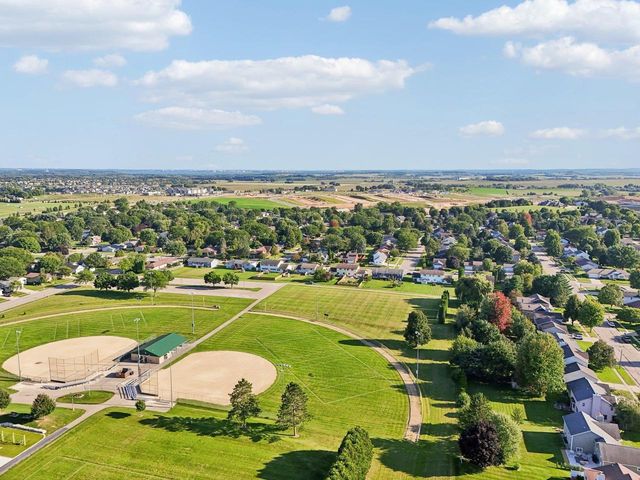 1007 Eric Lane, Waunakee, WI 53597