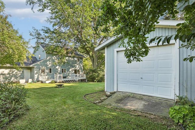 1007 Eric Lane, Waunakee, WI 53597