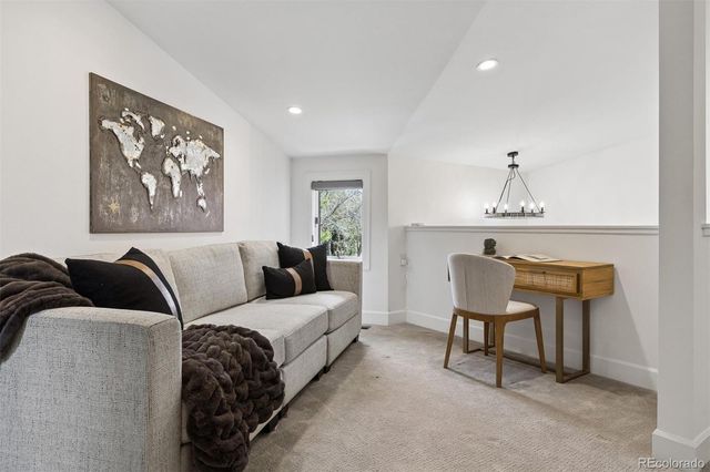 15 Mockingbird Lane, Englewood, CO 80113