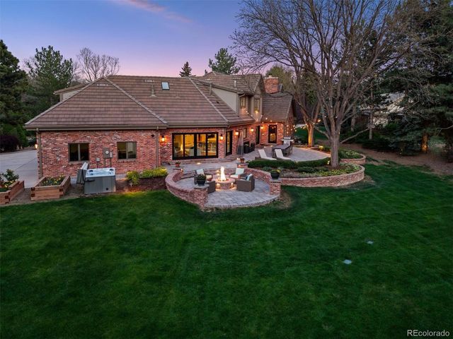 15 Mockingbird Lane, Englewood, CO 80113