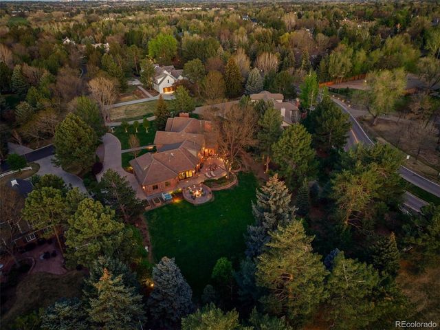 15 Mockingbird Lane, Englewood, CO 80113