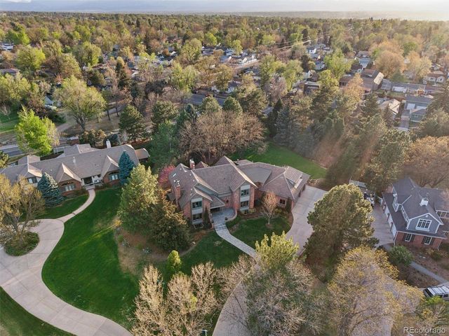 15 Mockingbird Lane, Englewood, CO 80113