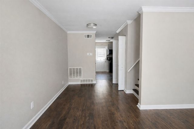 4335 Cedar Springs Road 204, Dallas, TX 75219