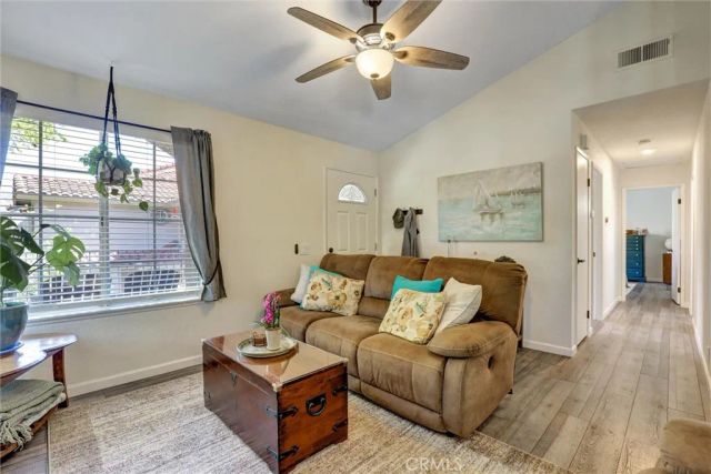 28 Blue Oak 96, Rancho Santa Margarita, CA 92688