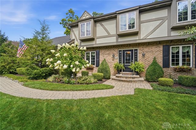 7735 N Winding Way, Tipp City, OH 45371