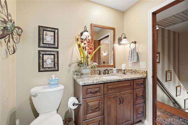 7735 N Winding Way, Tipp City, OH 45371