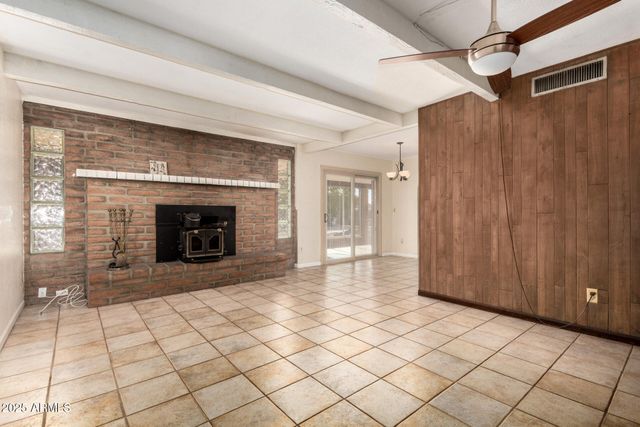 7645 W BLUEFIELD Avenue, Glendale, AZ 85308