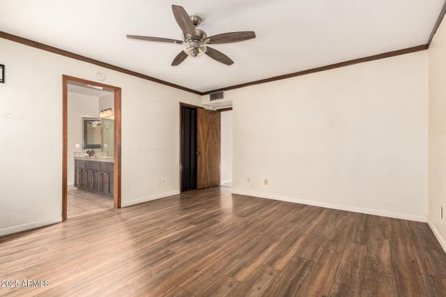 7645 W BLUEFIELD Avenue, Glendale, AZ 85308