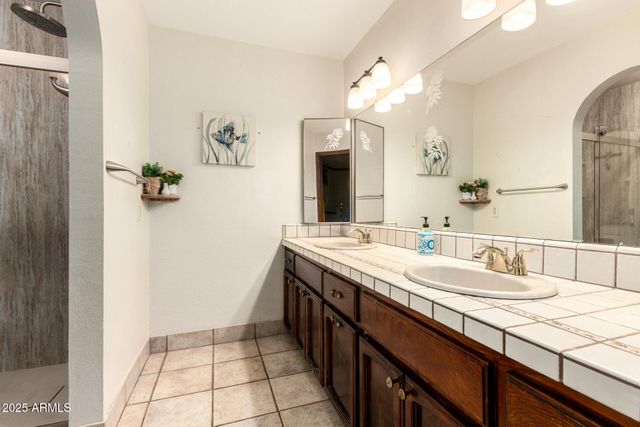 7645 W BLUEFIELD Avenue, Glendale, AZ 85308