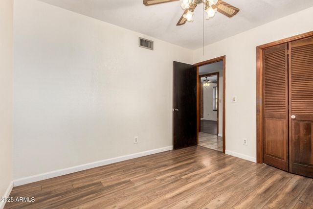 7645 W BLUEFIELD Avenue, Glendale, AZ 85308