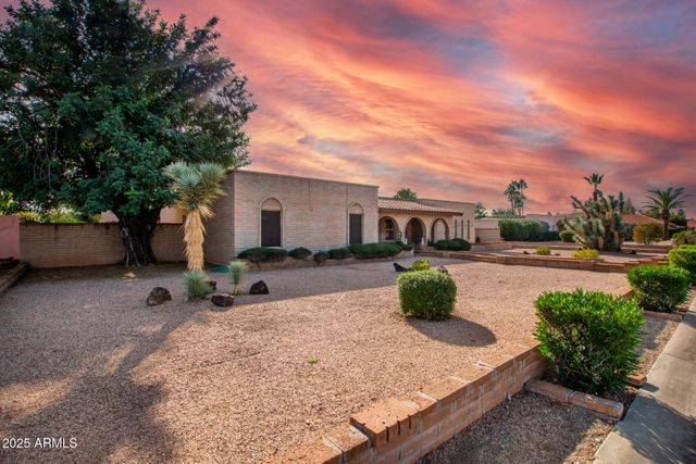 7645 W BLUEFIELD Avenue, Glendale, AZ 85308