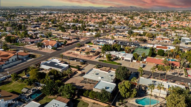 7645 W BLUEFIELD Avenue, Glendale, AZ 85308