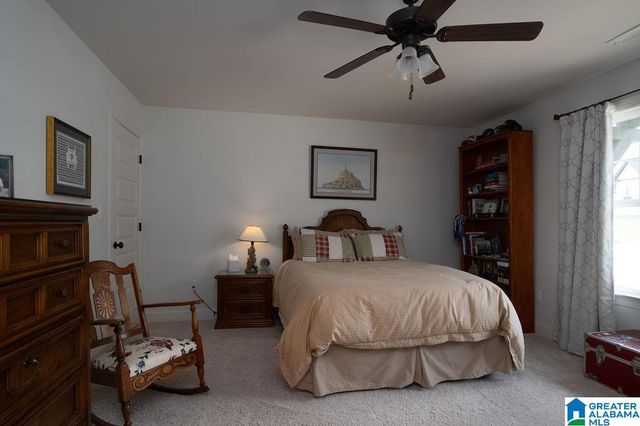 212 BIRKDALE CIRCLE, Pelham, AL 35124