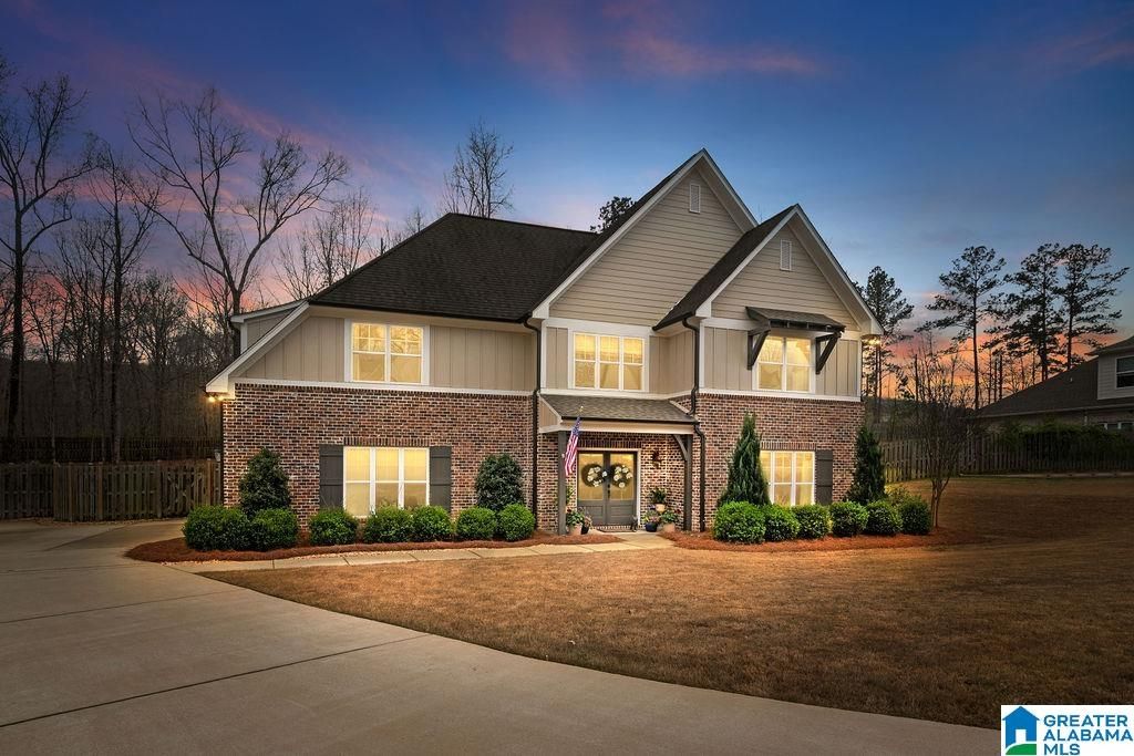 212 BIRKDALE CIRCLE, Pelham, AL 35124
