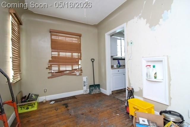 9737 E Lakepointe St. Street, Detroit, MI 48224