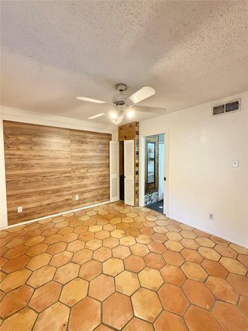 8281 Kingsbrook Road 256, Houston, TX 77024