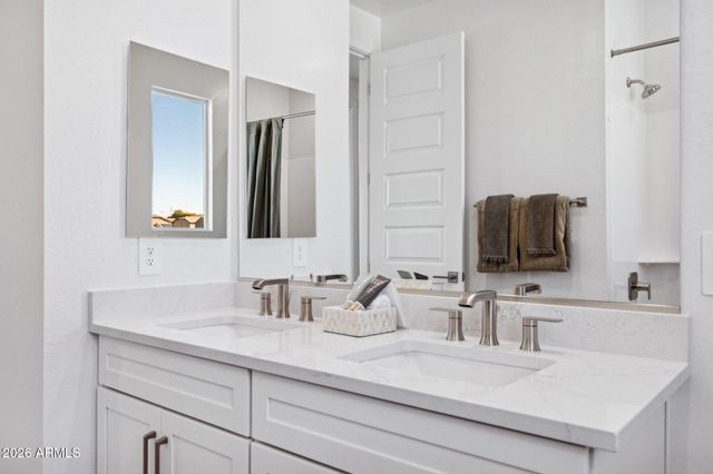 2531 E VILLA LINDA Drive, Phoenix, AZ 85024