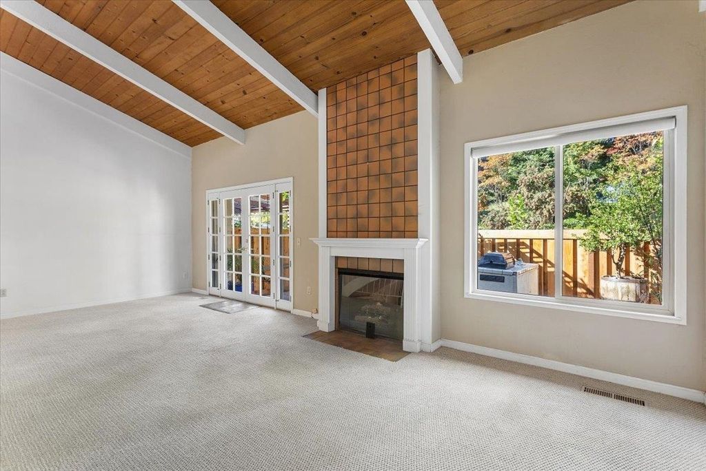 Image 21 of property listing at 441 SYCAMORE HILL DR, Danville, CA 94526