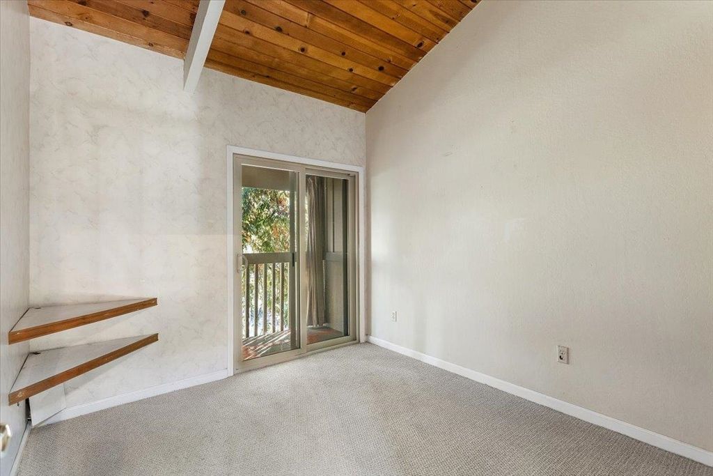 Image 23 of property listing at 441 SYCAMORE HILL DR, Danville, CA 94526