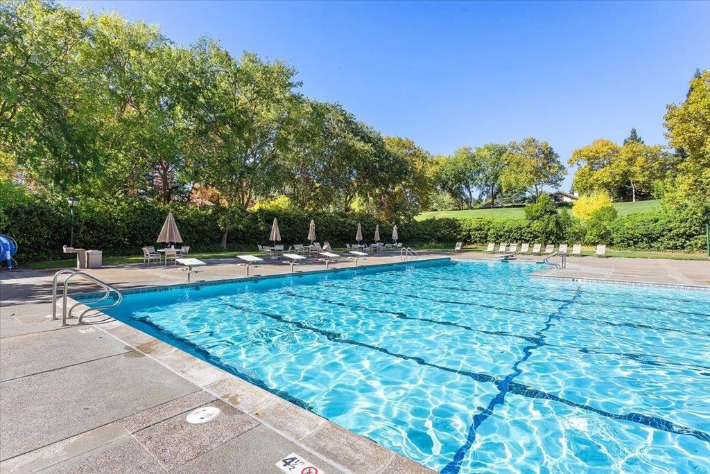 Image 44 of property listing at 441 SYCAMORE HILL DR, Danville, CA 94526