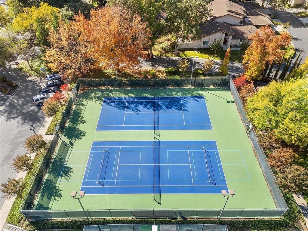 Image 47 of property listing at 441 SYCAMORE HILL DR, Danville, CA 94526