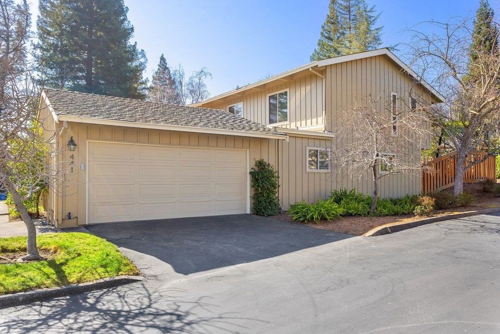 Image 56 of property listing at 441 SYCAMORE HILL DR, Danville, CA 94526