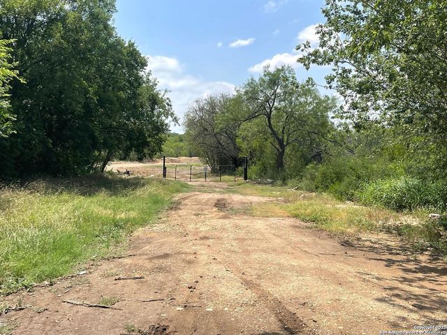 117 diamond, San Antonio, TX 78242