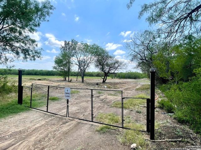 117 diamond, San Antonio, TX 78242