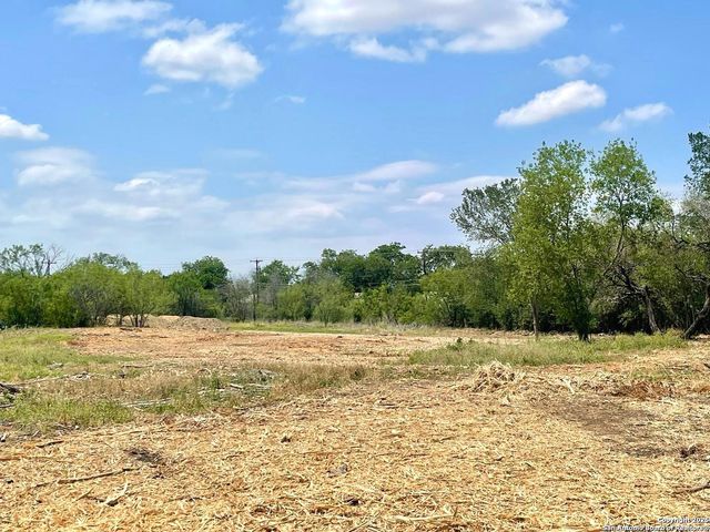 117 diamond, San Antonio, TX 78242