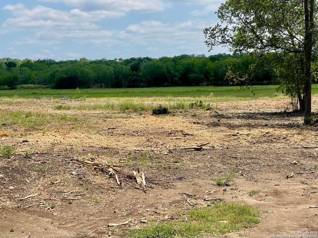 117 diamond, San Antonio, TX 78242