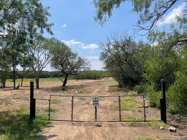 117 diamond, San Antonio, TX 78242